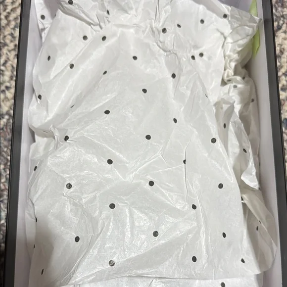 Kate Spade Pale Gold Sandals - Picture 5 of 8